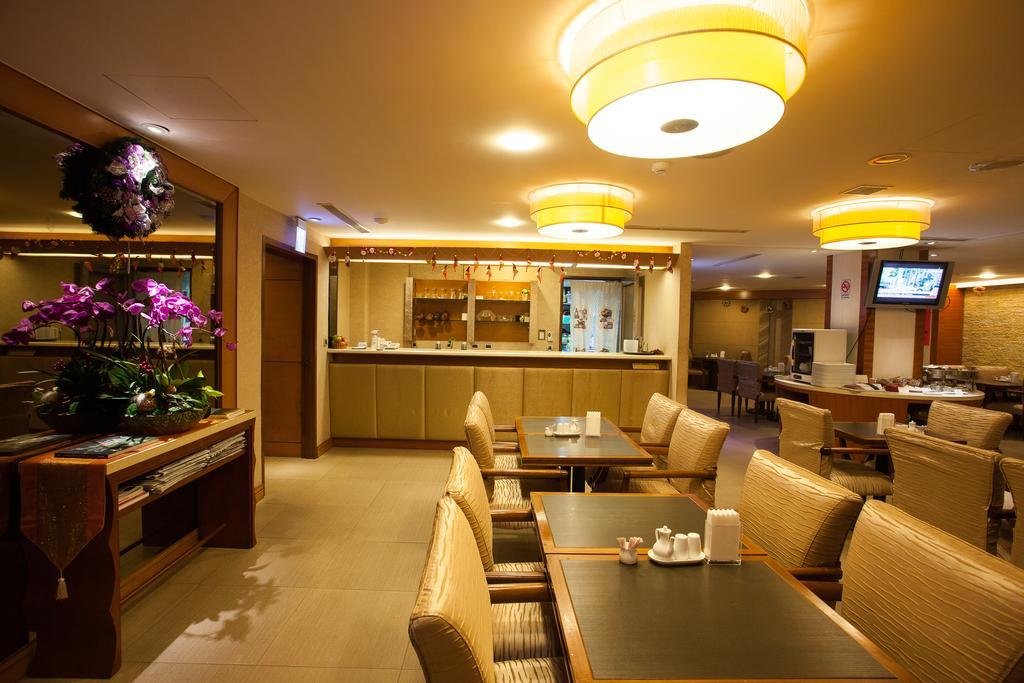 Rich Garden Hotel Taipeh Exterior foto