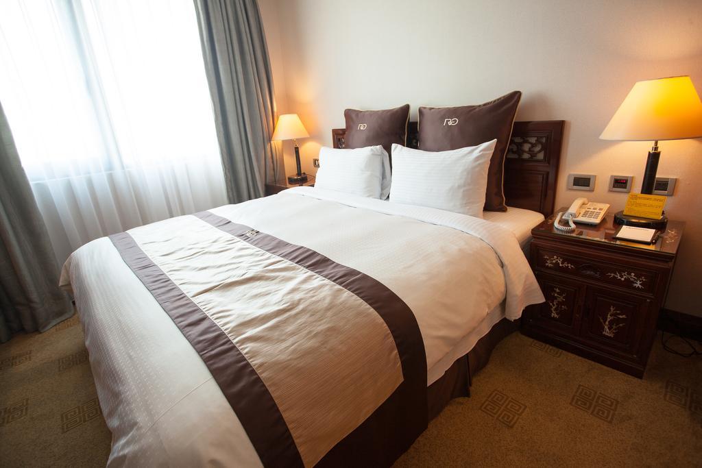 Rich Garden Hotel Taipeh Exterior foto